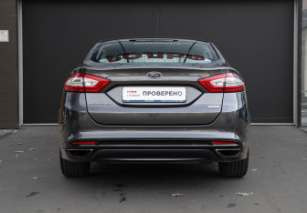 Подержанный автомобиль Ford Mondeo Sedan 2016 года (6 фото)