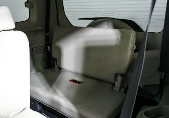 Подержанный автомобиль Mitsubishi Pajero 2017 года (12 фото)