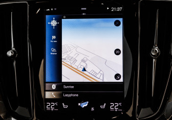 Подержанный автомобиль Volvo S60 2019 года (19 фото)