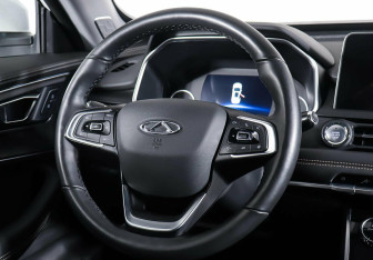 Подержанный автомобиль Chery Tiggo 8 2021 года (14 фото)