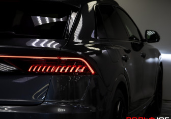 Подержанный автомобиль Audi Q8 2019 года (30 фото)