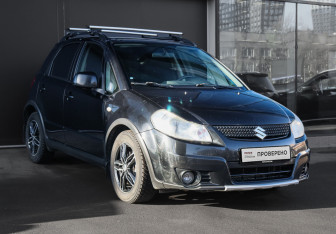 Подержанный автомобиль Suzuki SX4 Hatchback 2010 года (3 фото)