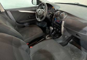 Подержанный автомобиль Nissan Almera Sedan 2016 года (9 фото)