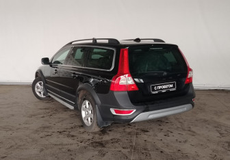 Подержанный автомобиль Volvo XC70 2008 года (4 фото)