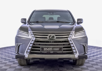 Подержанный автомобиль Lexus LX 2021 года (2 фото)