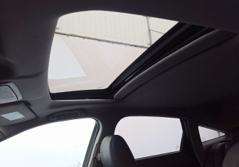 Подержанный автомобиль Honda Crosstour 2013 года (12 фото)