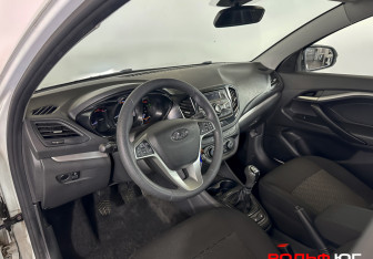 Подержанный автомобиль LADA (ВАЗ) Vesta Sedan 2021 года (17 фото)