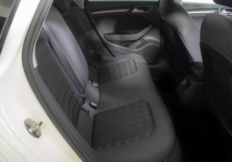 Подержанный автомобиль Audi A3 Sedan 2014 года (10 фото)