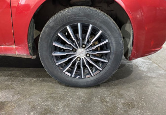 Подержанный автомобиль Chevrolet Aveo Hatchback 2007 года (15 фото)