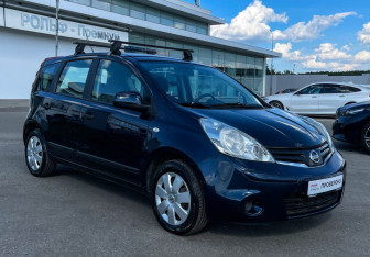 Подержанный автомобиль Nissan Note 2011 года (3 фото)