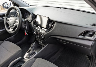 Подержанный автомобиль Hyundai Solaris Sedan 2020 года (13 фото)