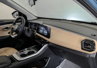 Подержанный автомобиль GAC GS3 2024 года (11 фото)