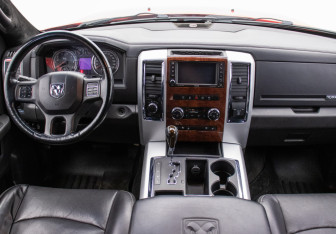 Подержанный автомобиль Dodge RAM 2012 года (11 фото)