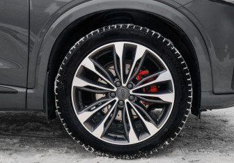 Подержанный автомобиль Geely Tugella 2021 года (24 фото)