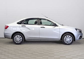Подержанный автомобиль LADA (ВАЗ) Vesta Sedan 2020 года (4 фото)