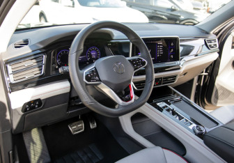 Новый Volkswagen Teramont 2024 (11 фото)
