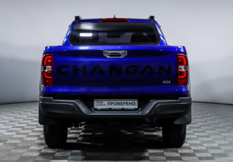 Подержанный автомобиль Changan Hunter Plus 2023 года (5 фото)