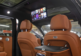 Подержанный автомобиль LiXiang L9 2023 года (24 фото)