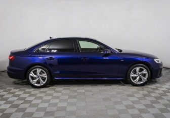 Подержанный автомобиль Audi A4 Sedan 2020 года (4 фото)