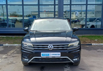 Подержанный автомобиль Volkswagen Tiguan 2020 года (2 фото)
