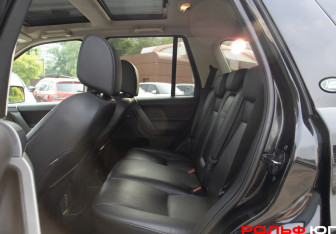 Подержанный автомобиль Land Rover Freelander 2008 года (8 фото)