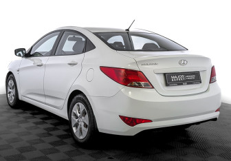 Подержанный автомобиль Hyundai Solaris Sedan 2016 года (7 фото)