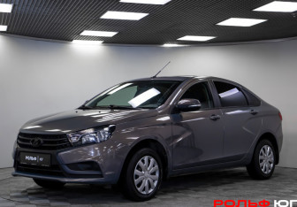 Подержанный автомобиль LADA (ВАЗ) Vesta Sedan 2017 года (20 фото)