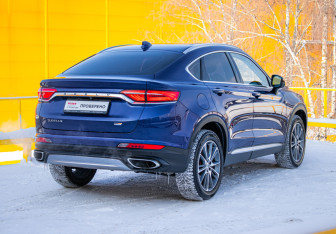 Подержанный автомобиль Geely Tugella 2021 года (3 фото)