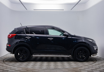 Подержанный автомобиль Kia Sportage 2011 года (6 фото)