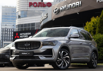 Подержанный автомобиль Geely Monjaro 2024 года (25 фото)