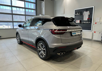 Подержанный автомобиль Geely Coolray 2022 года (6 фото)