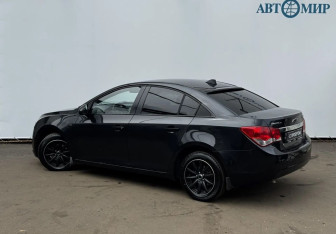 Подержанный автомобиль Chevrolet Cruze Sedan 2012 года (6 фото)