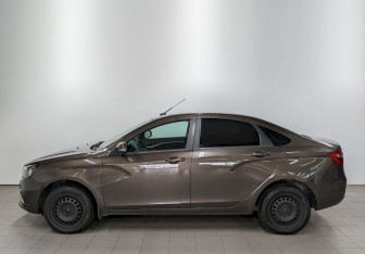 Подержанный автомобиль LADA (ВАЗ) Vesta Sedan 2020 года (8 фото)