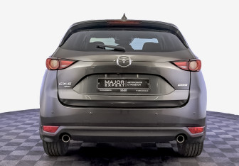 Подержанный автомобиль Mazda CX-5 2018 года (6 фото)
