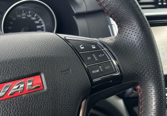 Подержанный автомобиль Haval H6 2015 года (17 фото)