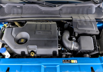 Подержанный автомобиль Land Rover Range Rover Evoque 2018 года (9 фото)