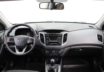 Подержанный автомобиль Hyundai Creta 2017 года (13 фото)