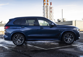 Подержанный автомобиль BMW X5 2019 года (5 фото)