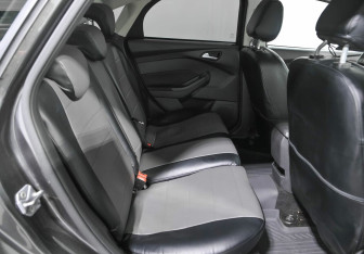 Подержанный автомобиль Ford Focus Sedan 2019 года (15 фото)