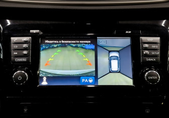 Подержанный автомобиль Nissan X-Trail 2017 года (15 фото)