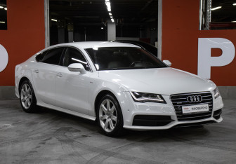 Подержанный автомобиль Audi A7 2014 года (3 фото)