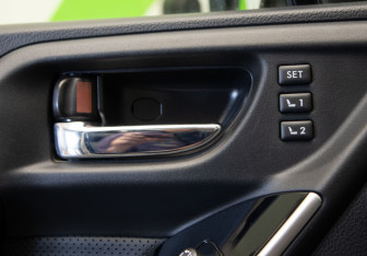 Подержанный автомобиль Subaru Forester Suv 2017 года (16 фото)