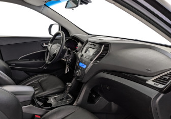 Подержанный автомобиль Hyundai Santa Fe 2014 года (13 фото)