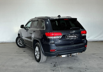 Подержанный автомобиль Jeep Grand Cherokee 2013 года (7 фото)