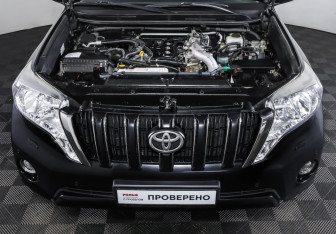 Подержанный автомобиль Toyota Land Cruiser Prado 2013 года (9 фото)
