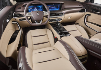 Новый FAW Bestune T77 2023 (11 фото)