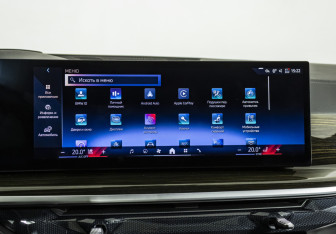 Подержанный автомобиль BMW X7 2023 года (24 фото)