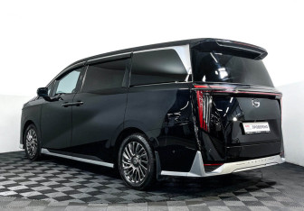 Подержанный автомобиль GAC M8 2024 года (7 фото)