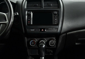 Подержанный автомобиль Mitsubishi ASX 2017 года (10 фото)