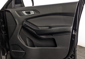 Подержанный автомобиль Chery Tiggo 4 2022 года (25 фото)